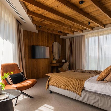 The Pines Bucegi Lodge Bran  Bagian luar foto